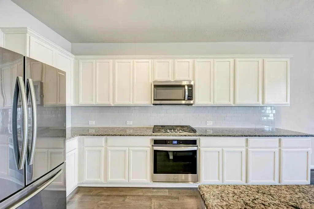 284 Everglade Drive Buda TX 78610