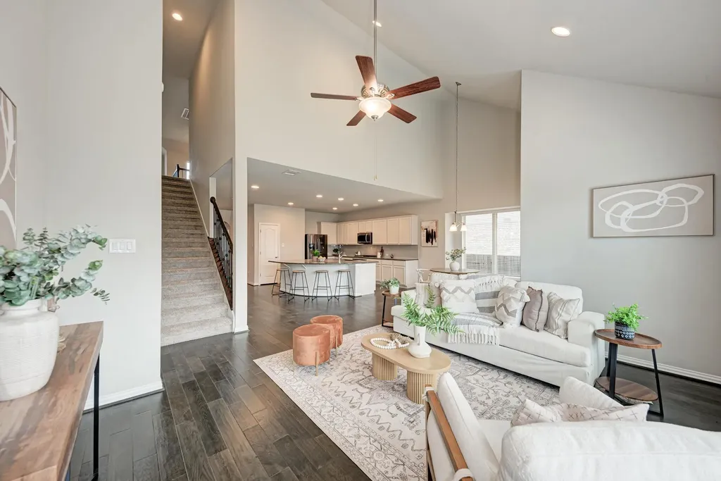 284 Everglade Drive Buda TX 78610