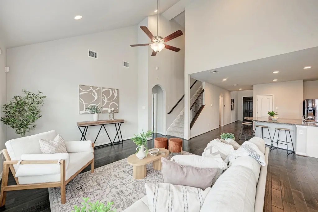 284 Everglade Drive Buda TX 78610