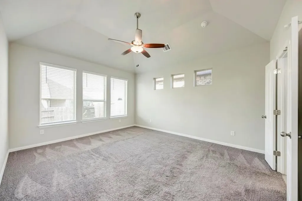 284 Everglade Drive Buda TX 78610