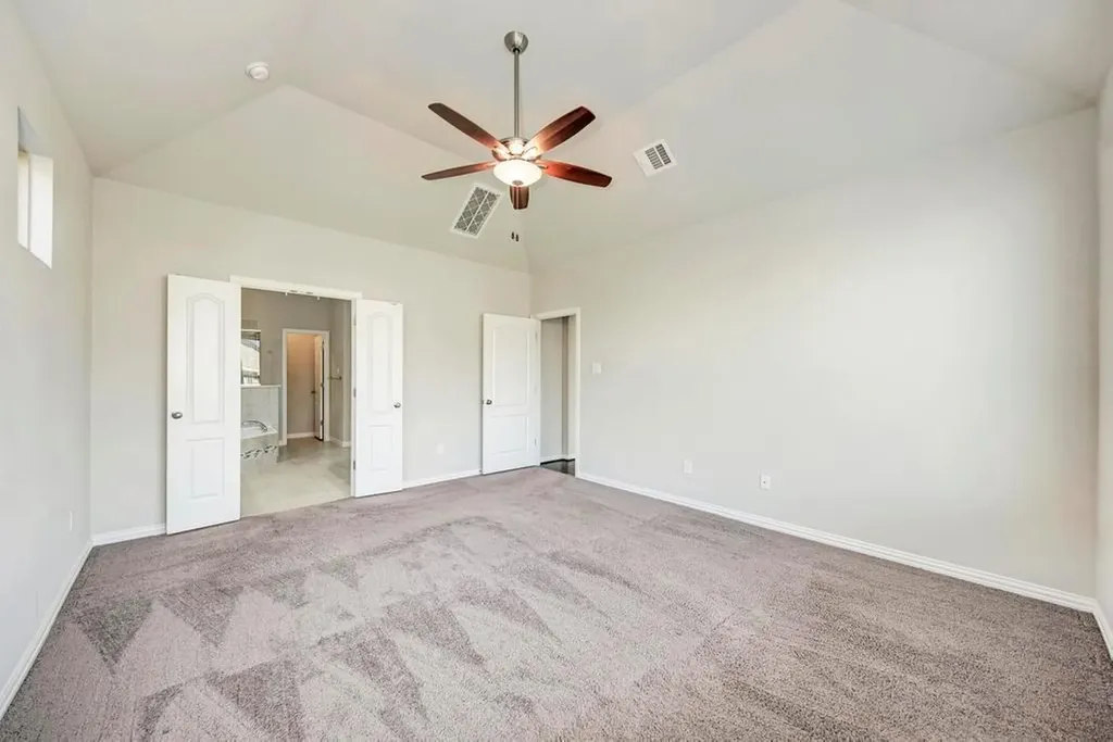 284 Everglade Drive Buda TX 78610