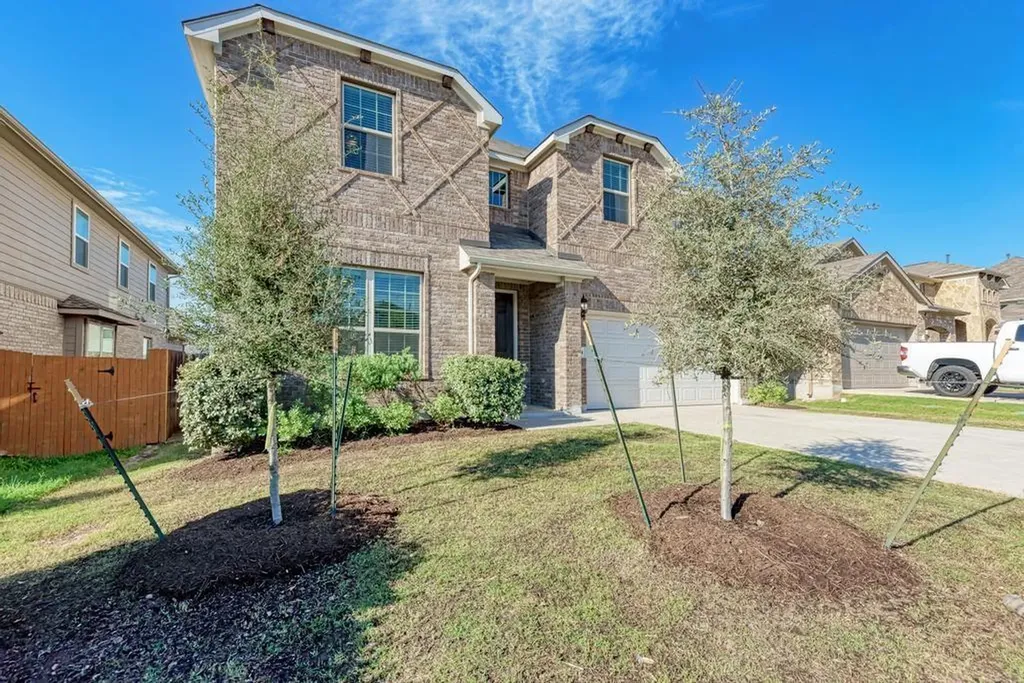 284 Everglade Drive Buda TX 78610