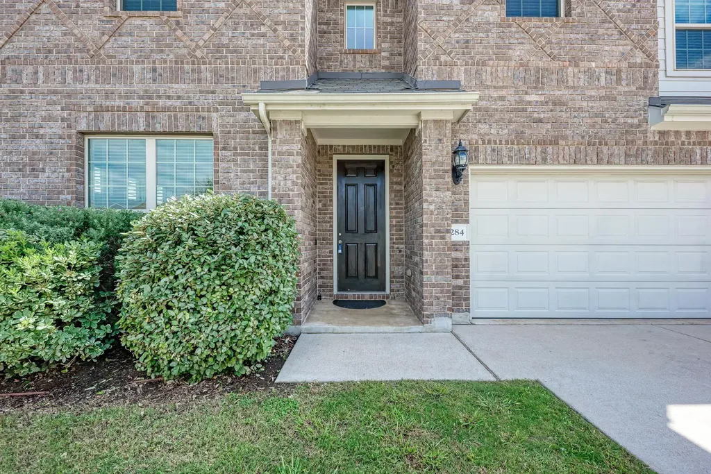 284 Everglade Drive Buda TX 78610