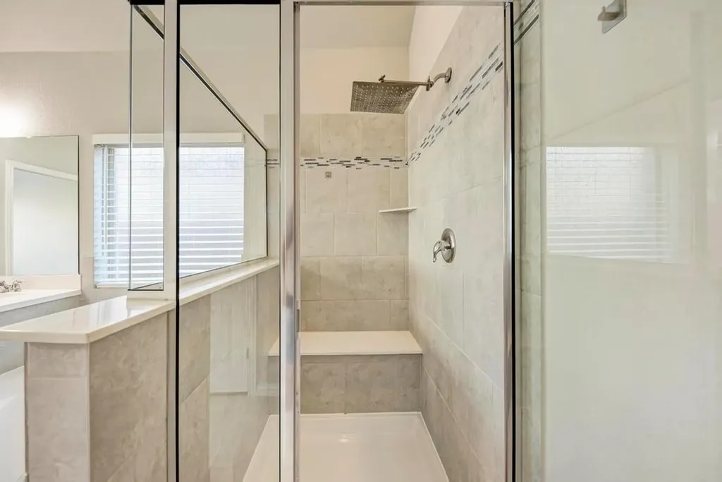 284 Everglade Drive Buda TX 78610