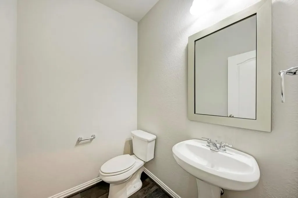 284 Everglade Drive Buda TX 78610
