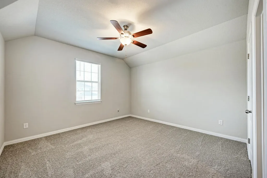 284 Everglade Drive Buda TX 78610