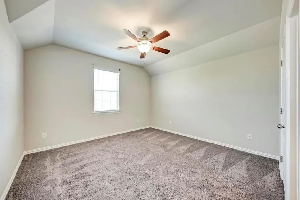 284 Everglade Drive Buda TX 78610