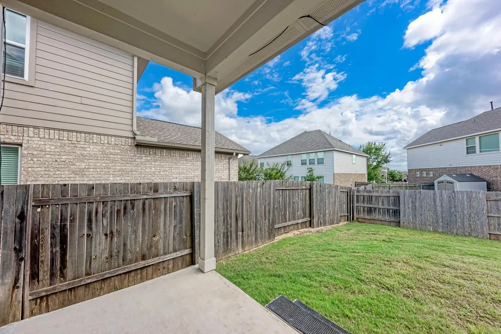 284 Everglade Drive Buda TX 78610