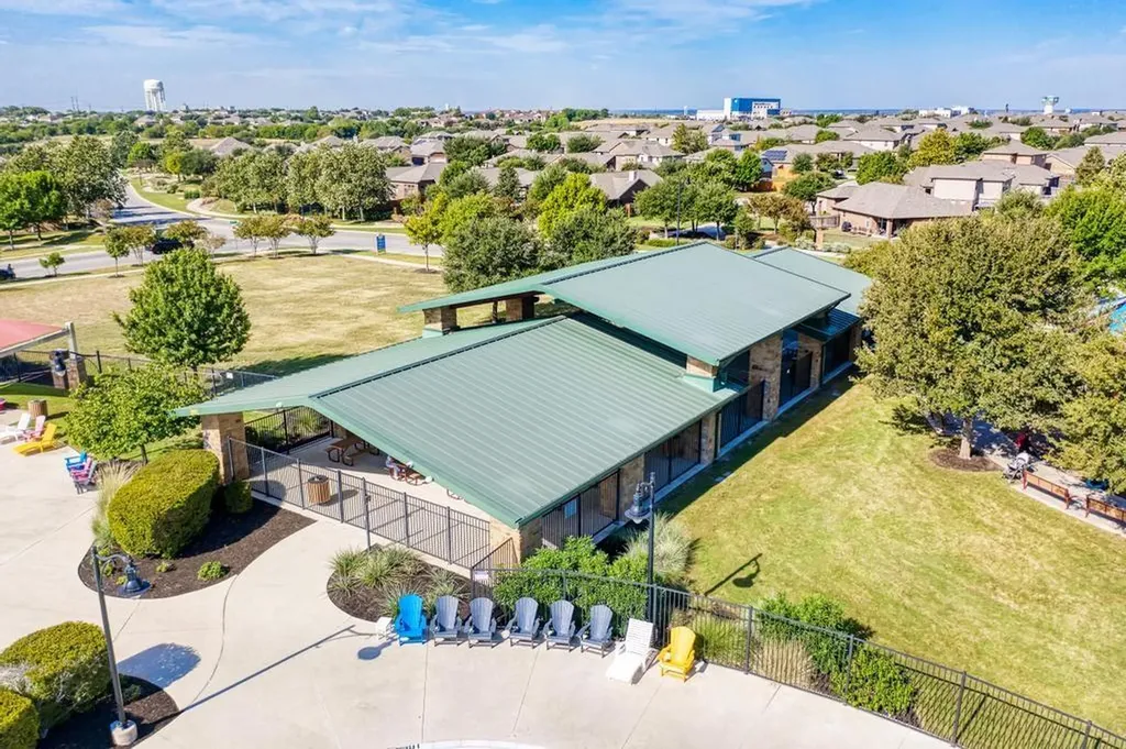 284 Everglade Drive Buda TX 78610