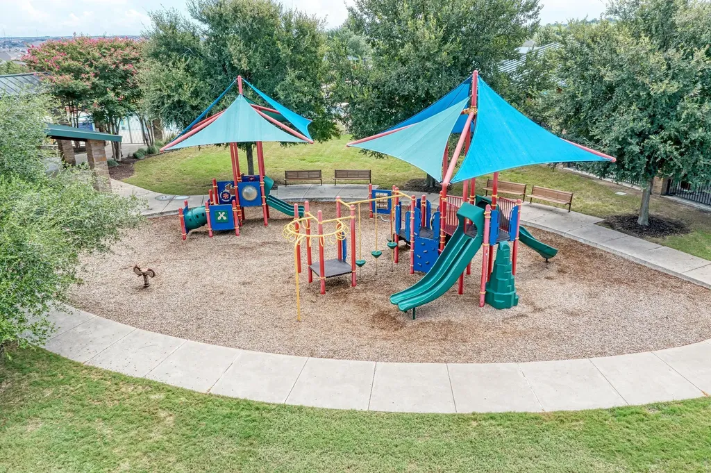 284 Everglade Drive Buda TX 78610