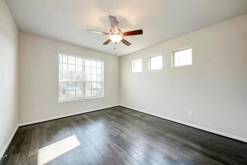 284 Everglade Drive Buda TX 78610