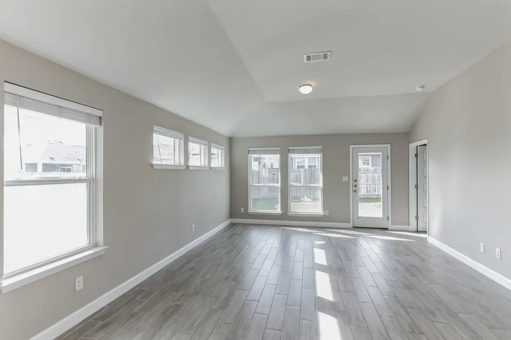 6044 Urbano Bend Round Rock TX 78665