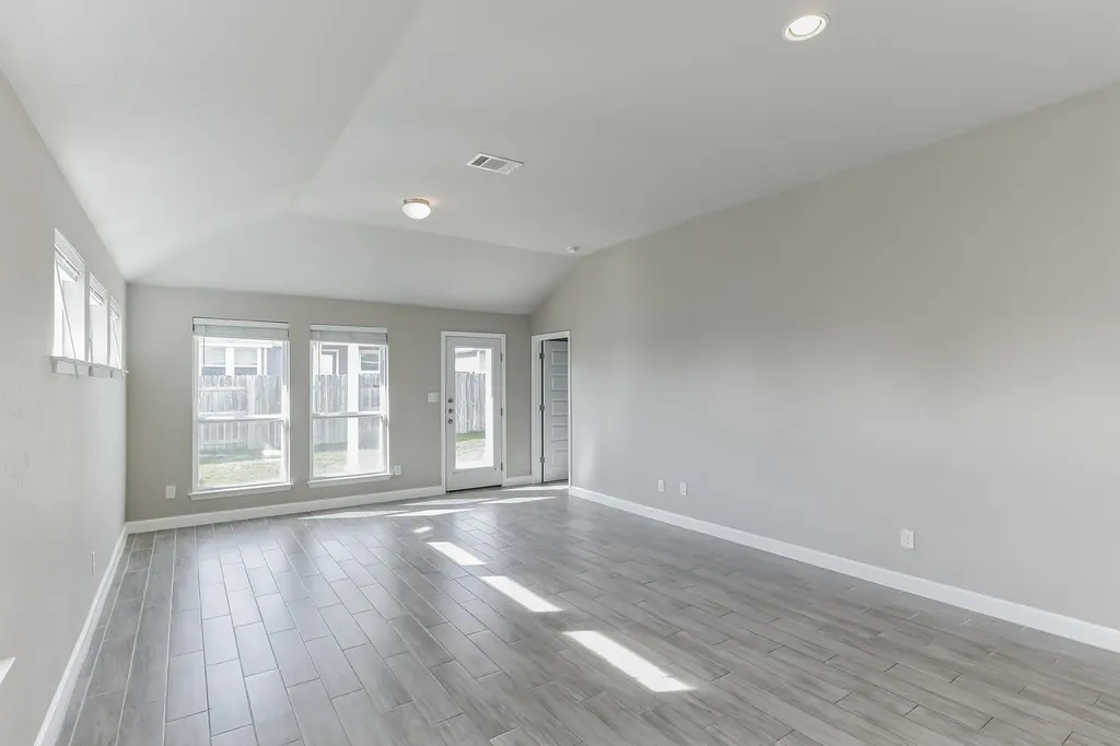6044 Urbano Bend Round Rock TX 78665