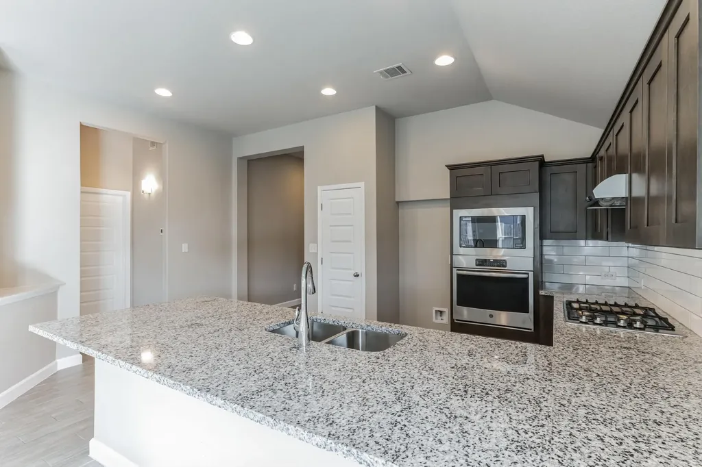 6044 Urbano Bend Round Rock TX 78665