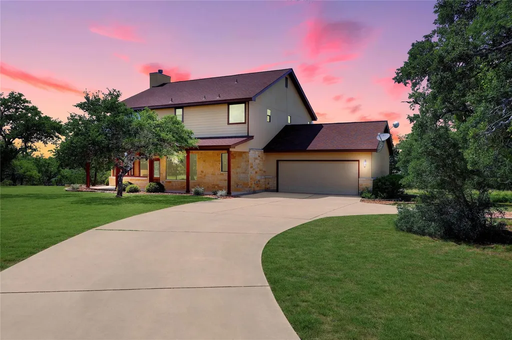 995 Cielo Springs Drive Blanco TX 78606