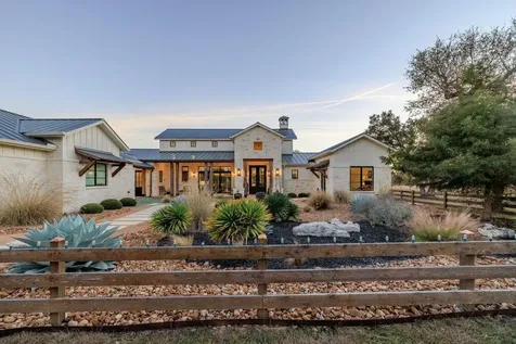 176 Inspiration Loop Fredericksburg TX 78624