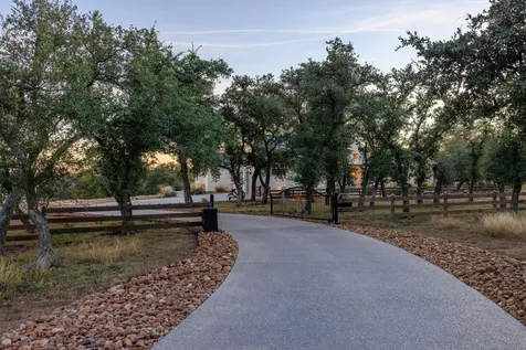 176 Inspiration Loop Fredericksburg TX 78624