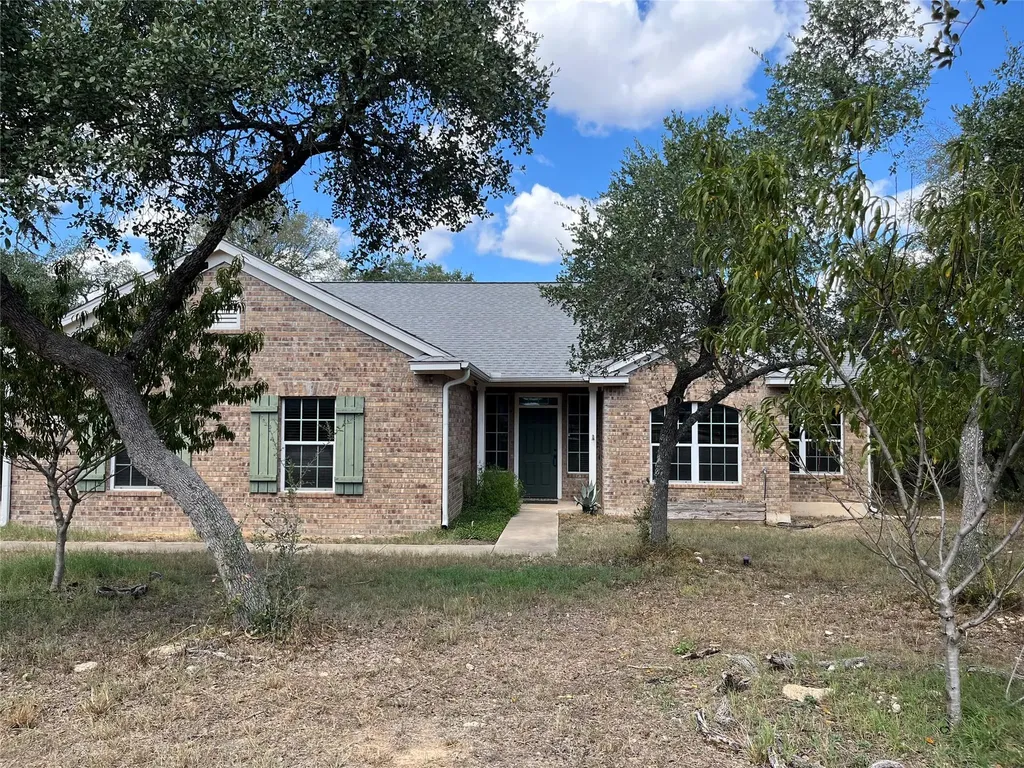 205 Homestead Road Kyle TX 78640