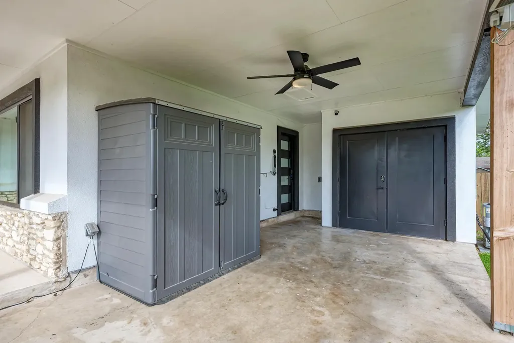 4702 Hilldale Drive Austin TX 78723