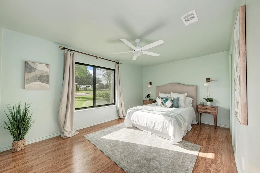 4702 Hilldale Drive Austin TX 78723