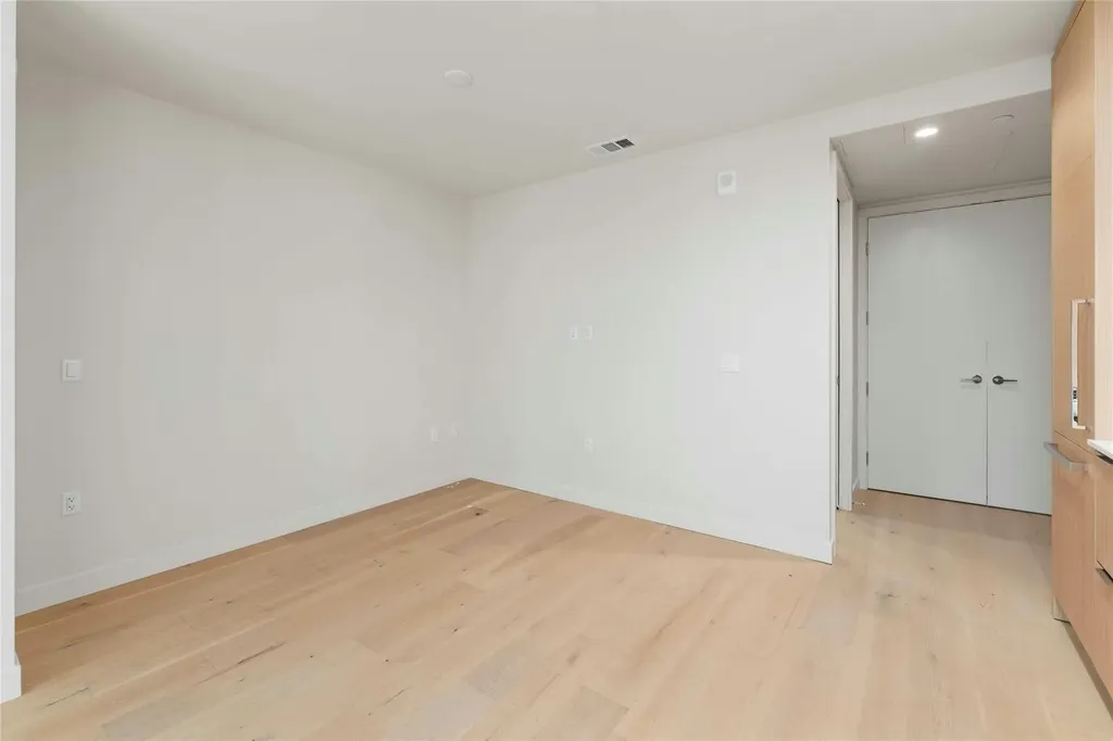 44 East Avenue Austin TX 78701