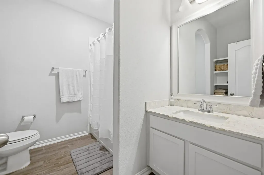 245 Natchez Drive Buda TX 78610