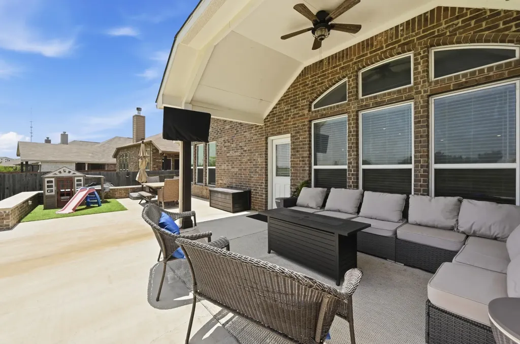 245 Natchez Drive Buda TX 78610