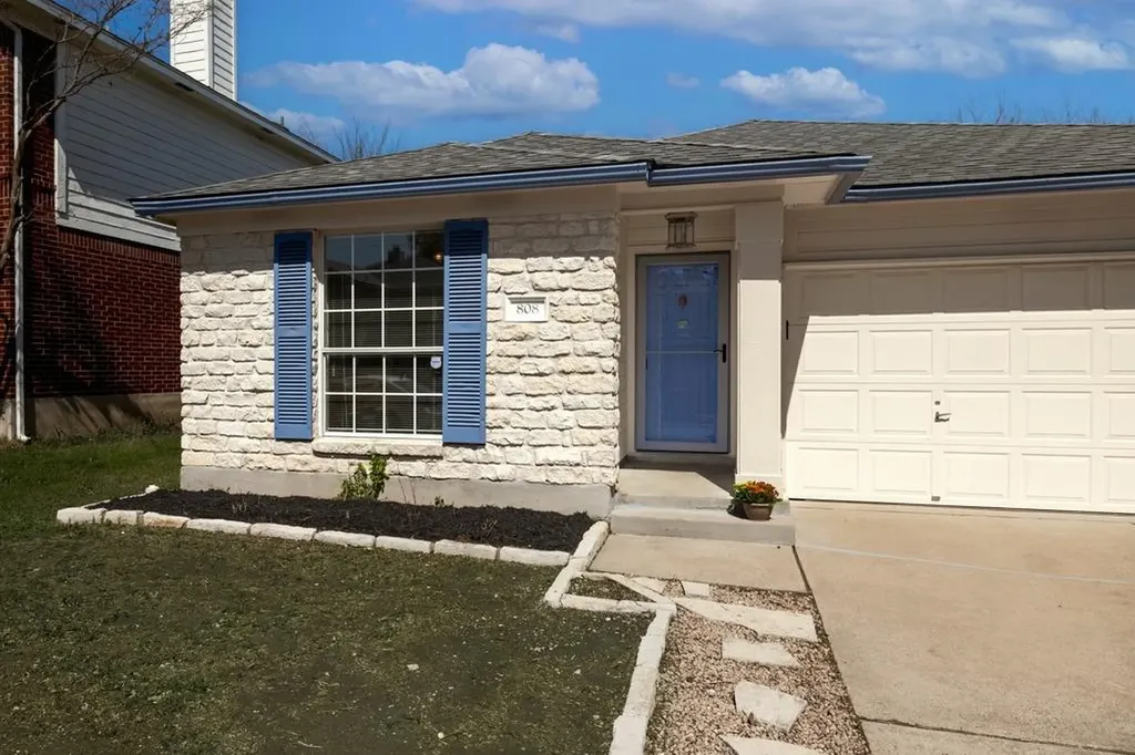 808 Minturn Lane Austin TX 78748