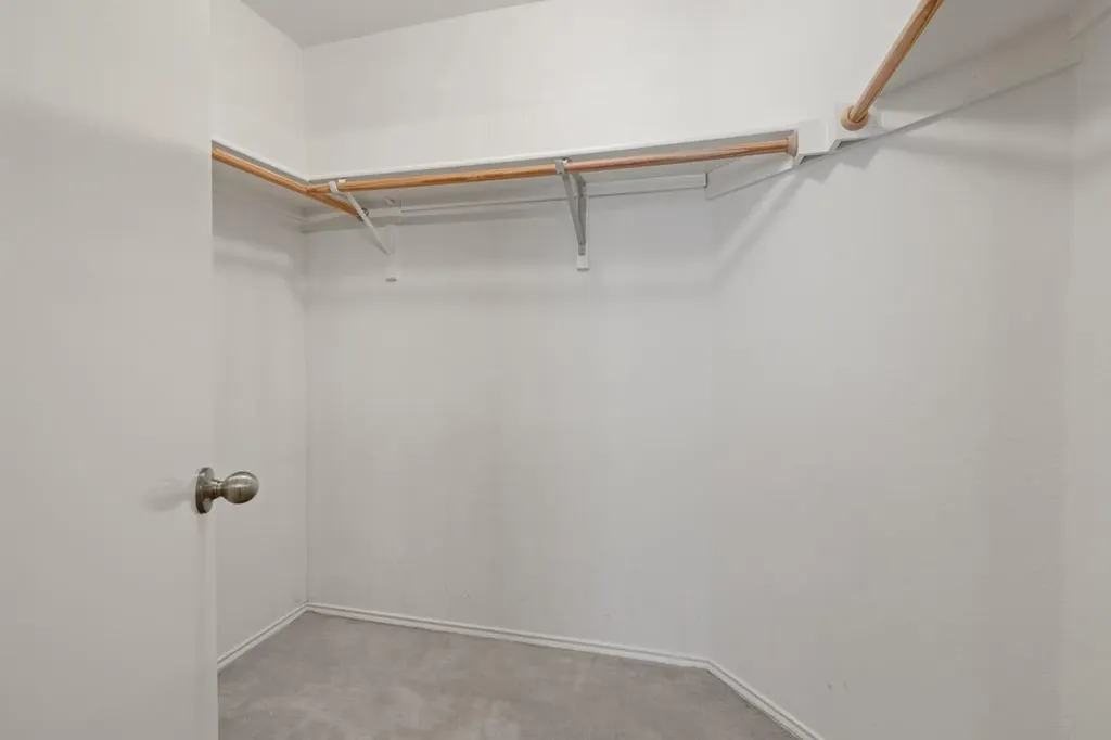 808 Minturn Lane Austin TX 78748