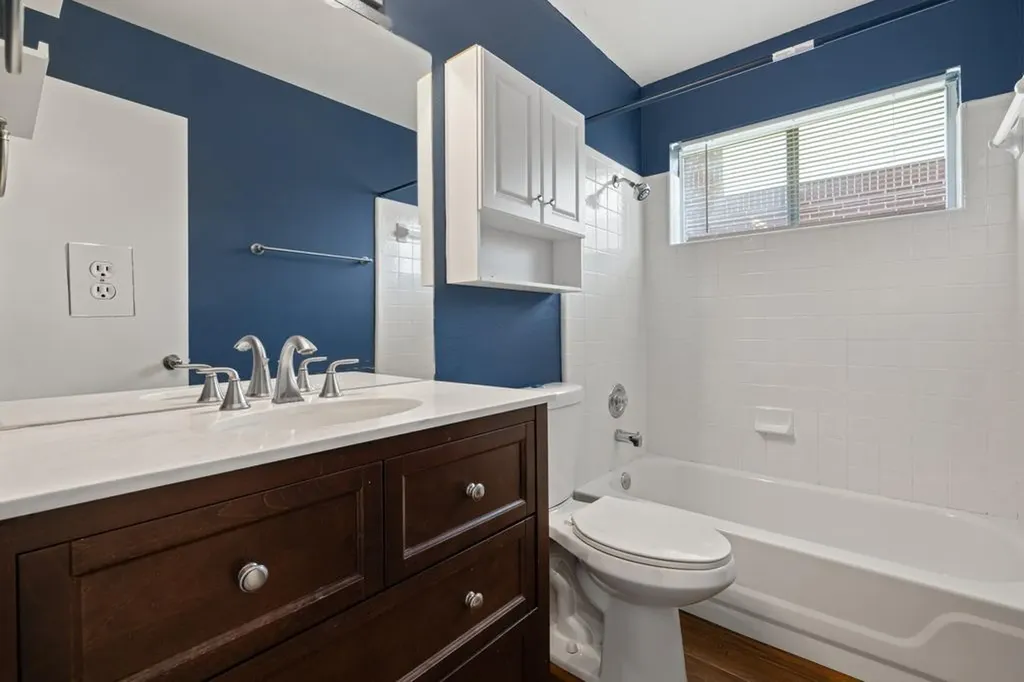 808 Minturn Lane Austin TX 78748