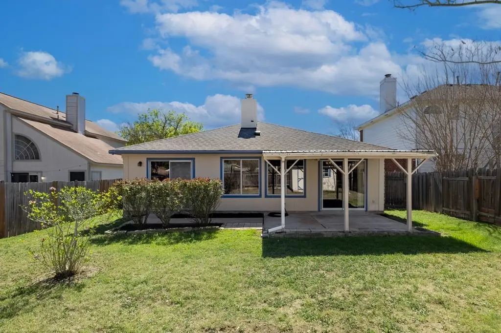 808 Minturn Lane Austin TX 78748