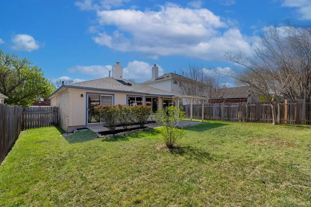 808 Minturn Lane Austin TX 78748