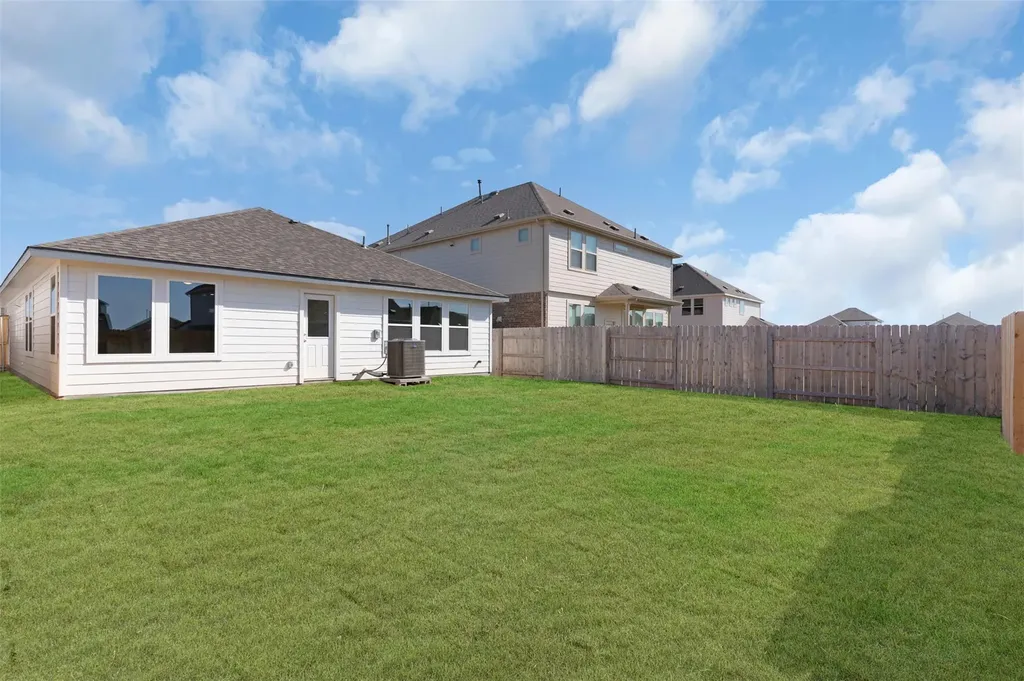 25608 Wheat Seed Lane Elgin TX 78621