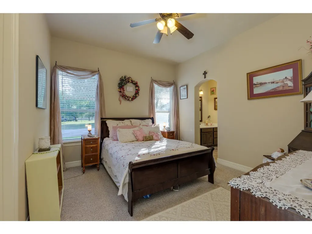 30201 Live Oak Trail Georgetown TX 78633