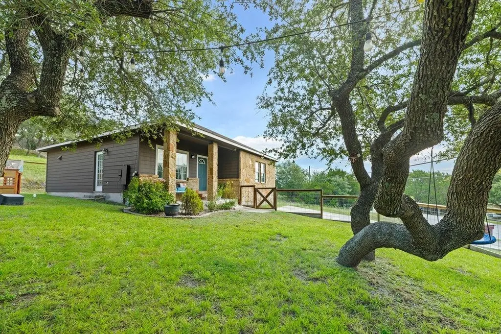 10604 Lake Beach Drive Dripping Springs TX 78620