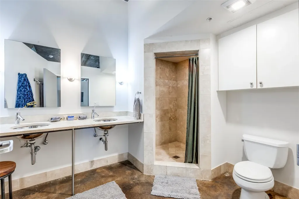 311 W 5th Street Austin TX 78701