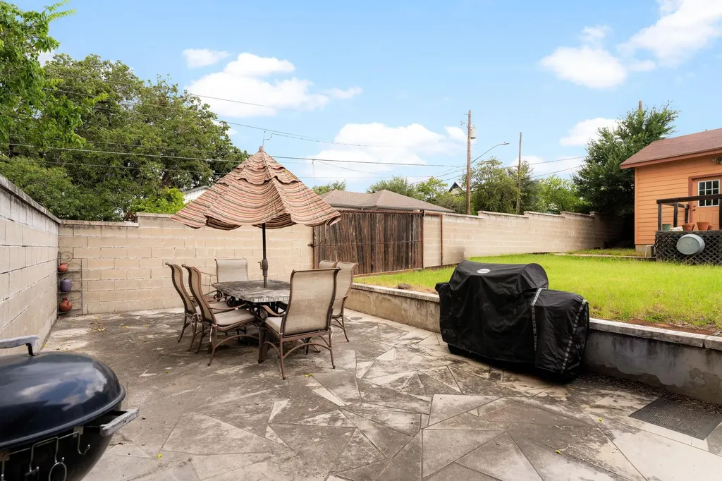 1179 Poquito Street Austin TX 78702