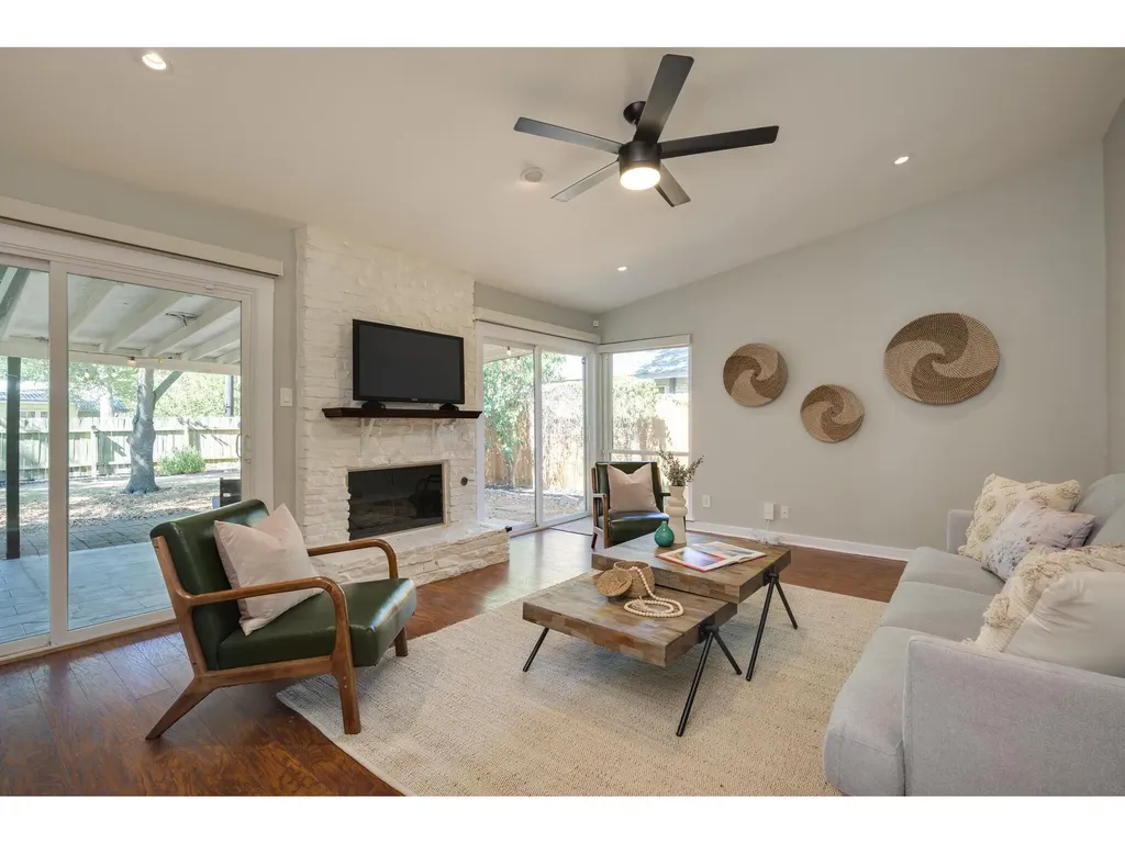 3203 Foster Lane Austin TX 78757