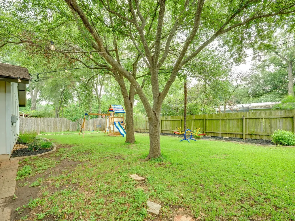 3203 Foster Lane Austin TX 78757