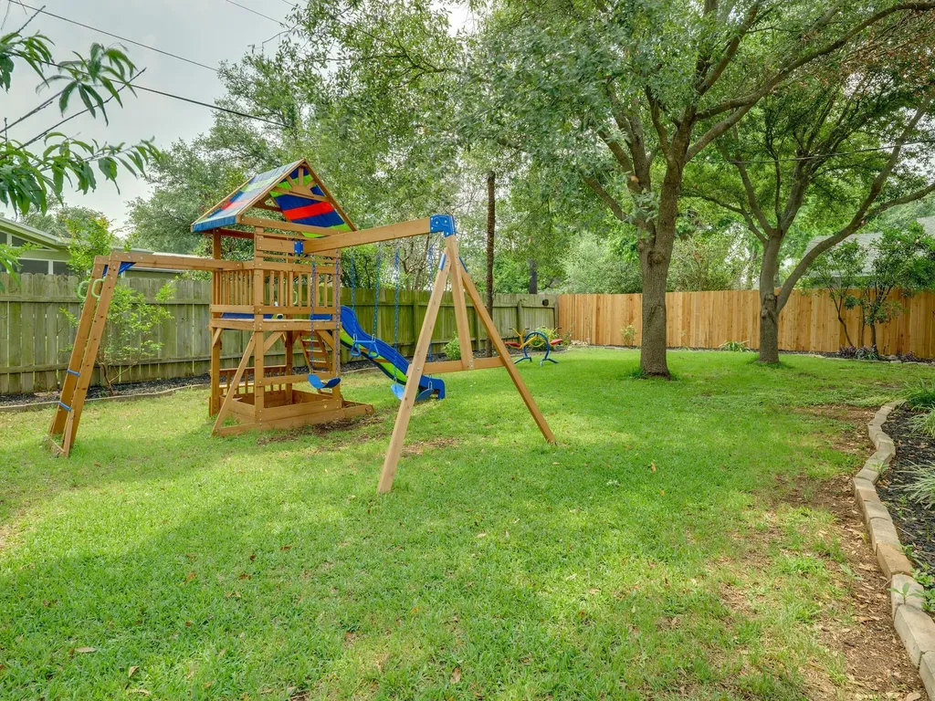3203 Foster Lane Austin TX 78757