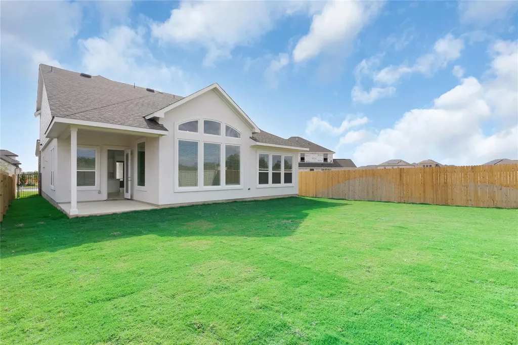 316 Borrego Bend Liberty Hill TX 78642