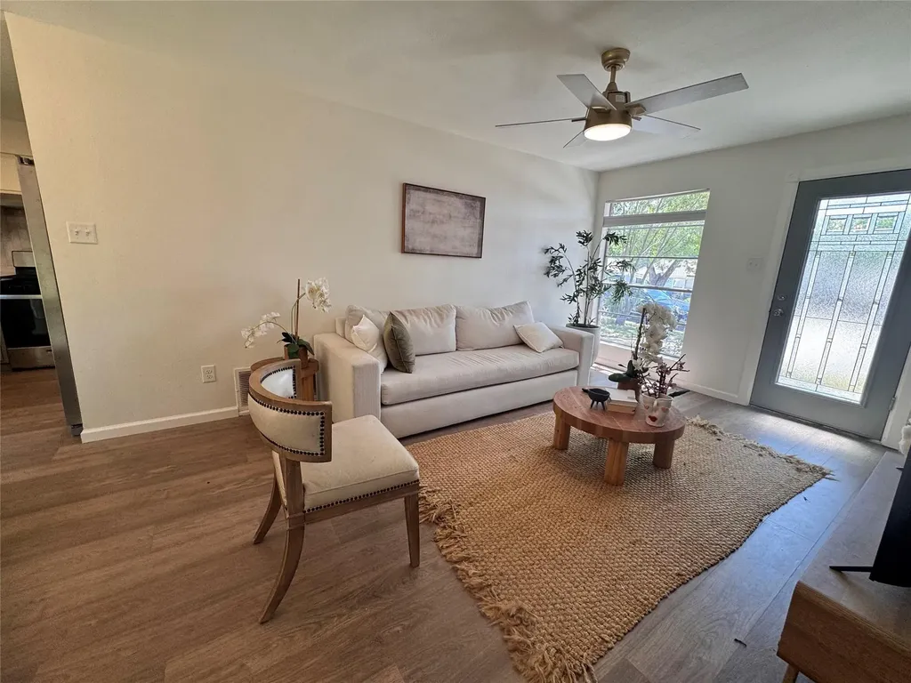 6908 Pondsdale Lane Austin TX 78724
