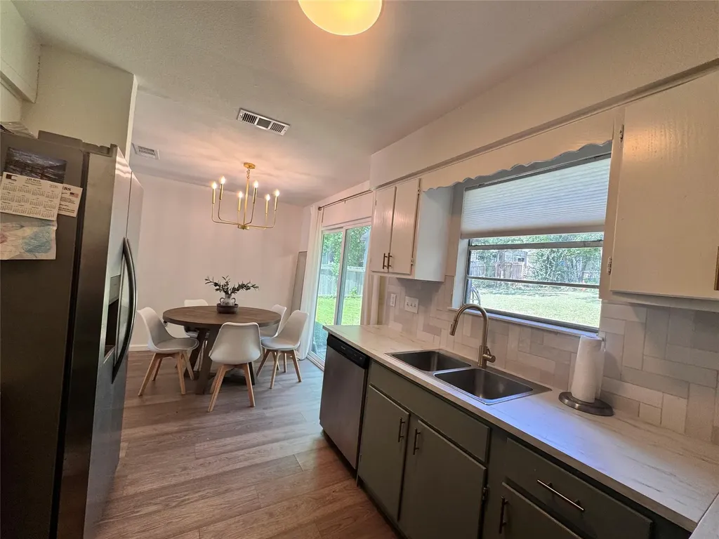 6908 Pondsdale Lane Austin TX 78724