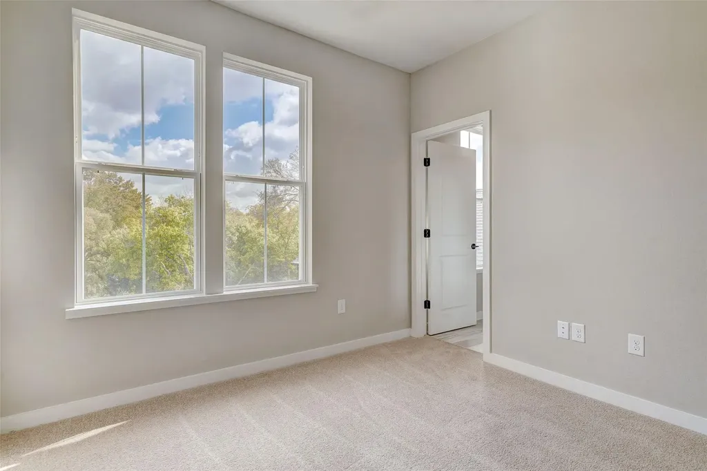 3809 Valley View Road Austin TX 78704