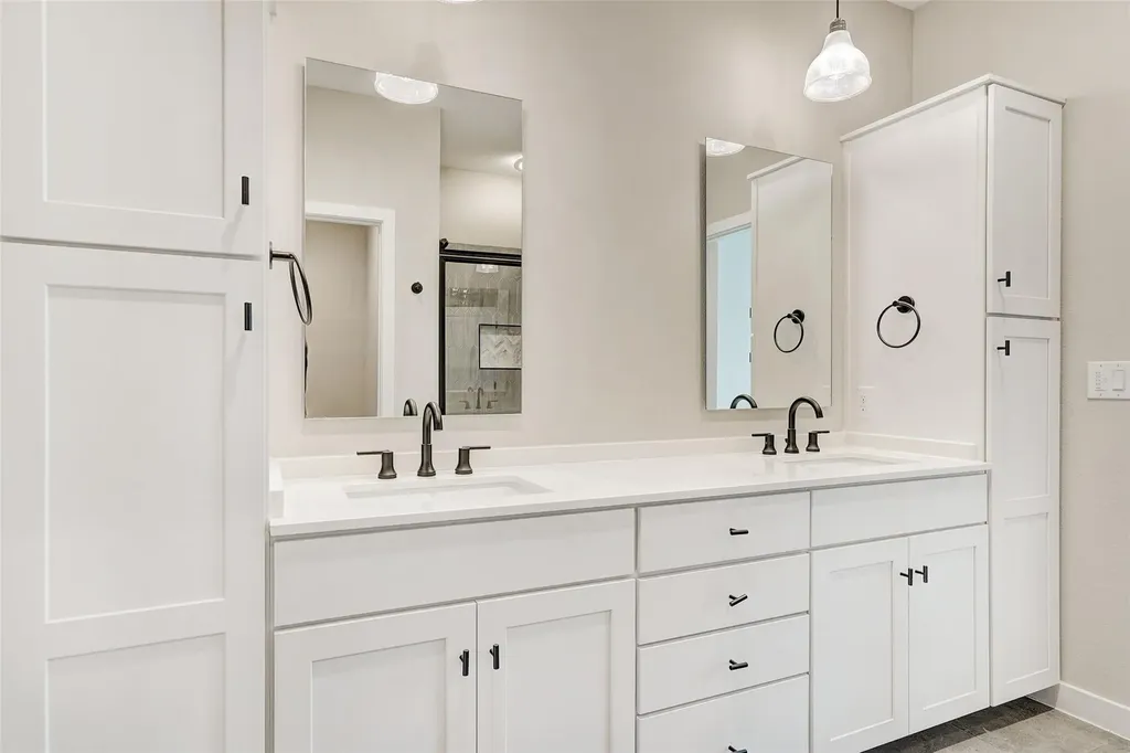 3809 Valley View Road Austin TX 78704