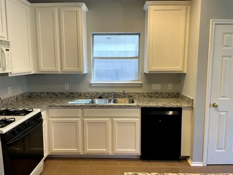 3621 Bratton Heights Drive Austin TX 78728