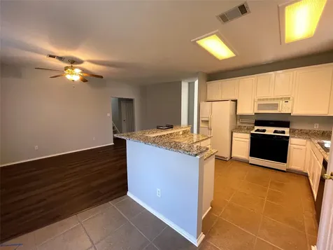 3621 Bratton Heights Drive Austin TX 78728