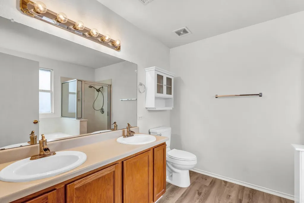 609 Golden Gate Drive Leander TX 78641