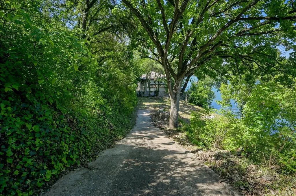 4200 Rivercrest Drive Austin TX 78746