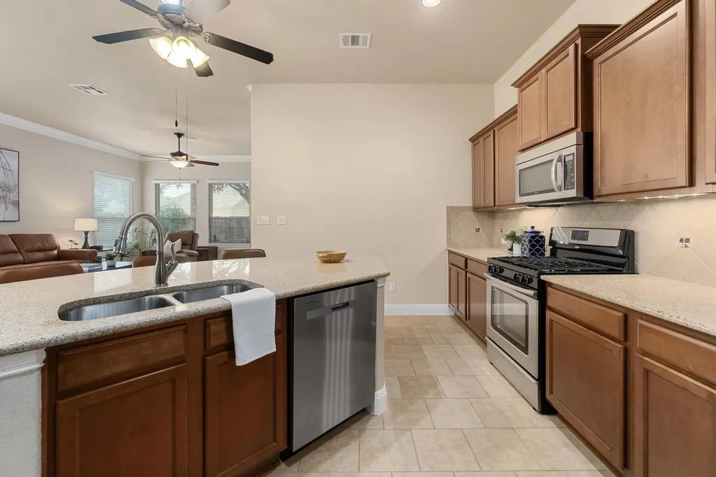2120 Cornelia Trimble Way Buda TX 78610